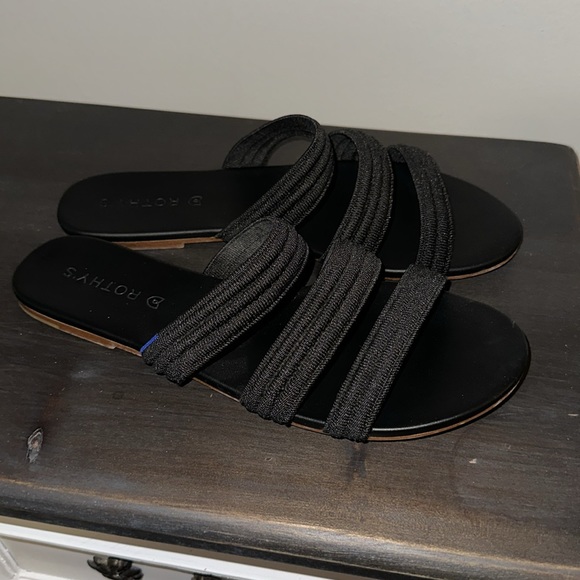 Rothy’s 3 strap sandals black like new worn once - Picture 4 of 5